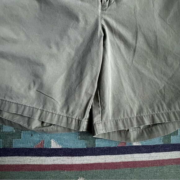 Dockers Woman’s Tan Shorts Casual SZ 16 - Picture 8 of 14